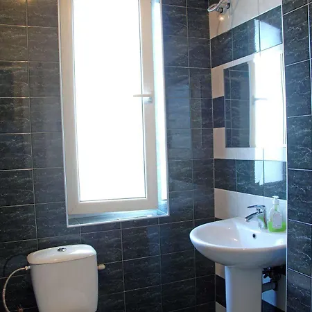 Hostel Lavele