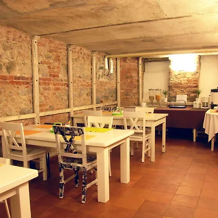 Hostel Lavele